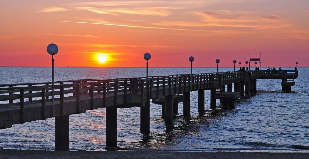 Baltic Sea Quartier Mit Schwimmbad Und Ostseeblick Rerik Esterno foto